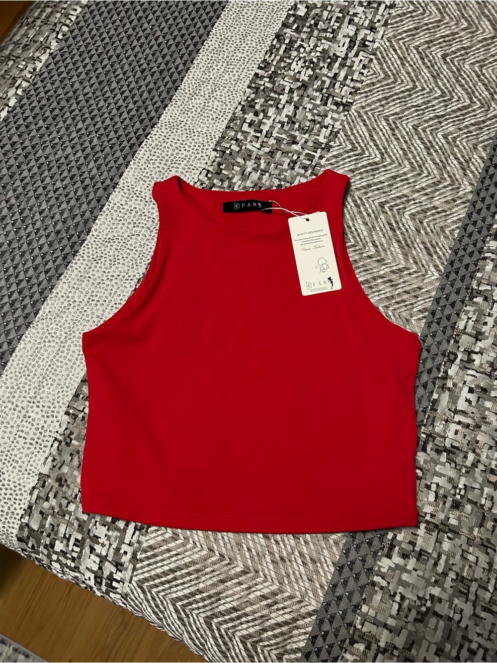 Efan Women's Red Sleeveless Crop Tank Top nwt! Size Small